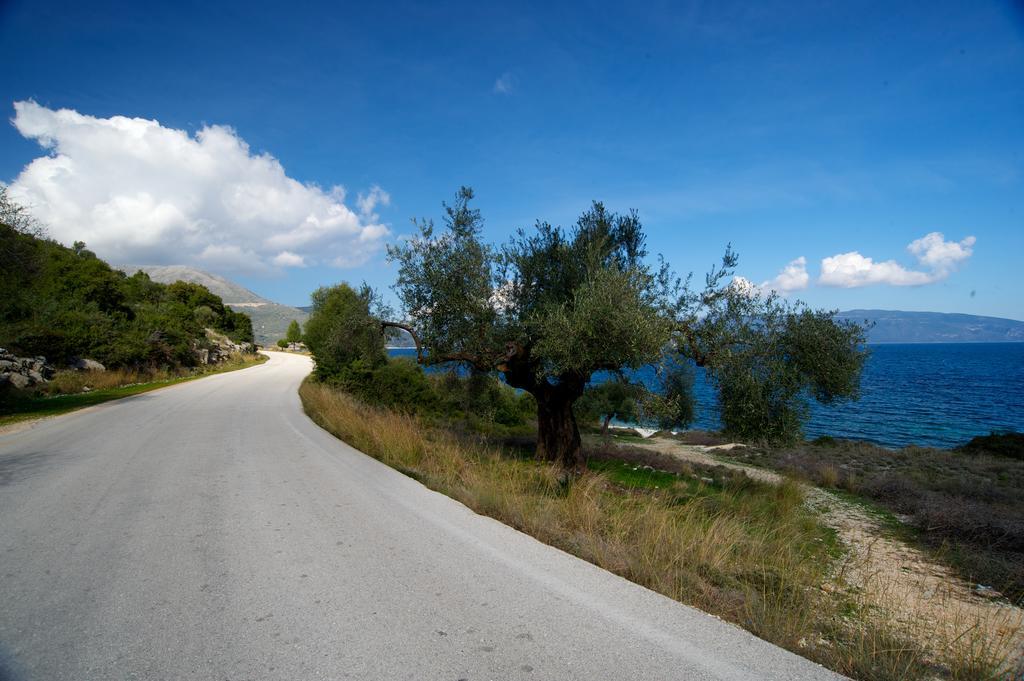 Kalypso & Apartmán Karavomylos