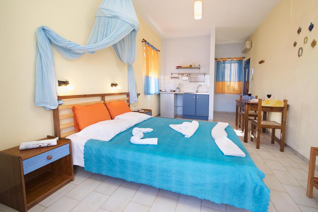 Kalypso Studios & Apartment