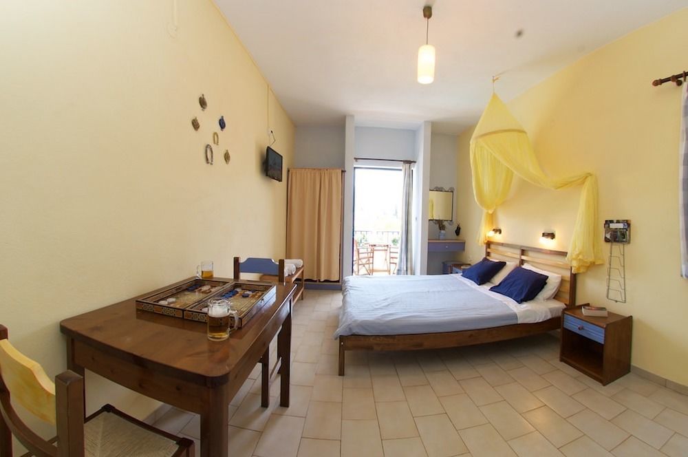 Kalypso Studios & Apartment